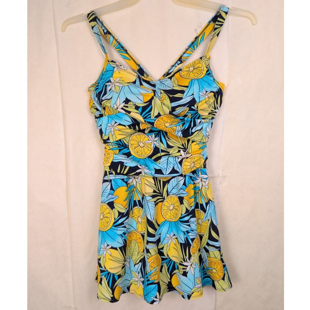D&Co Beach floral lemon swim dress Size 8 Tropical Vacation Beach Fruit Modest